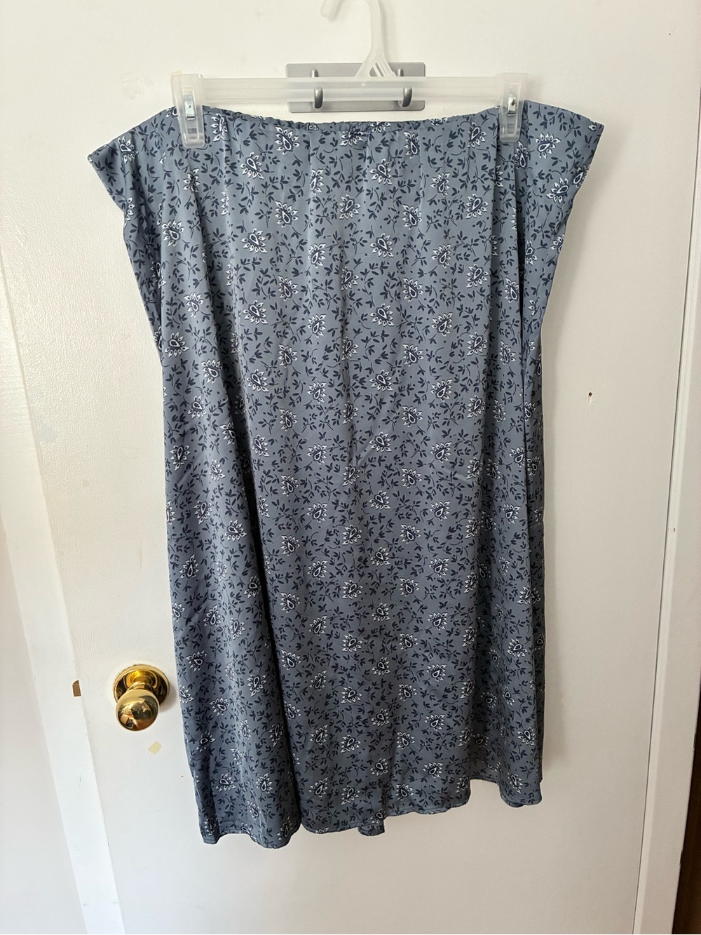 275 George Blue Floral Midi Skirt